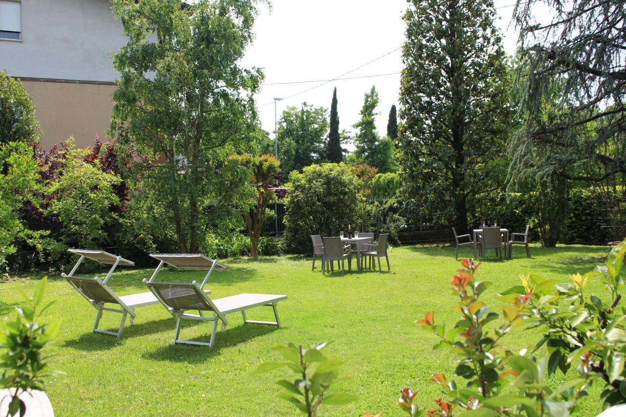 דירות וליג'יו סול מיניציו La Finestra Sul Parco מראה חיצוני תמונה